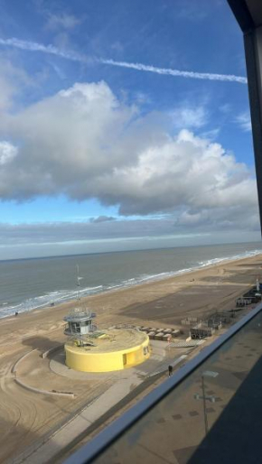 Frontal sea view apartment